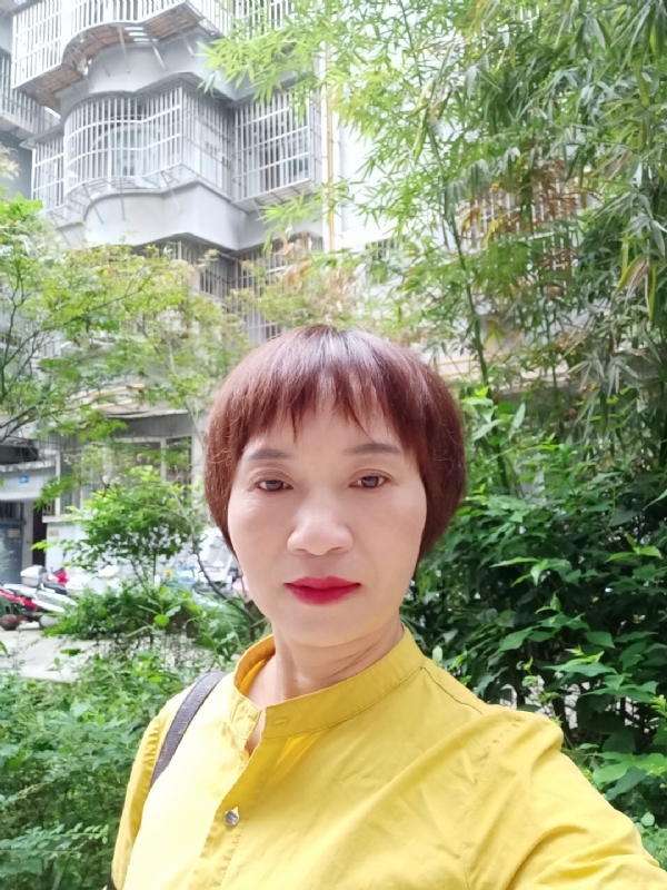 小瓶子的第二张照片--梅州相亲服务中心