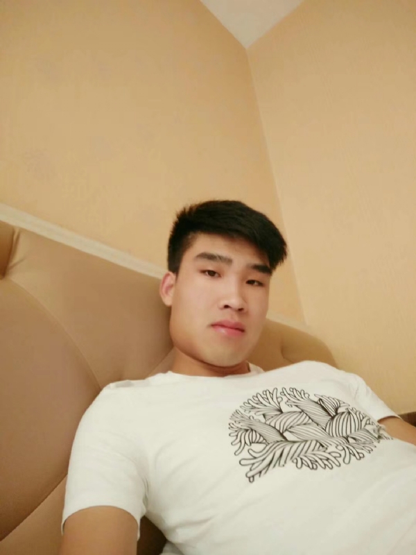 谁不曾孤单上路的第二张照片--梅州相亲服务中心