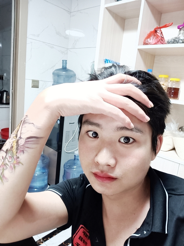 一纸荒年的第一张照片--梅州相亲服务中心