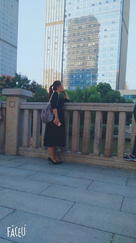 清秋的第二张照片--梅州相亲服务中心