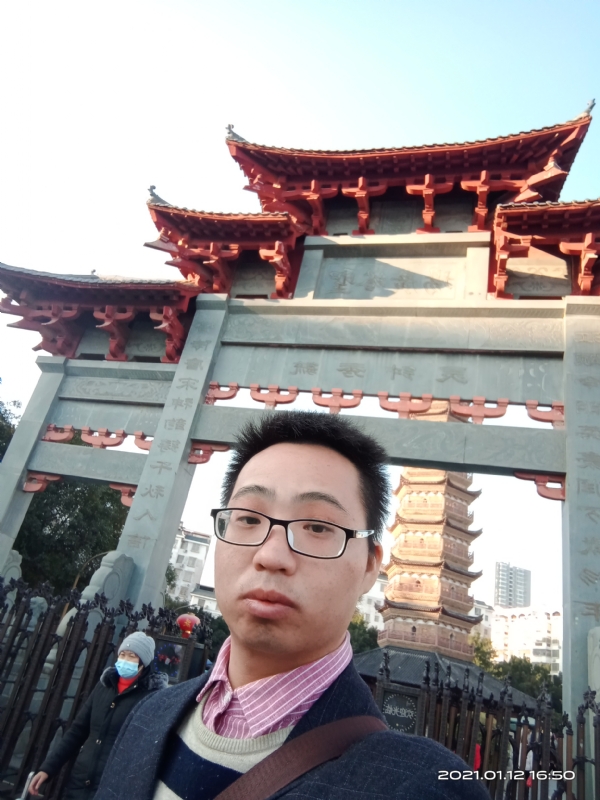 碧血丹心的第一张照片--梅州相亲服务中心