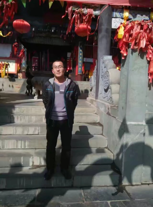 淡然的第一张照片--梅州相亲服务中心