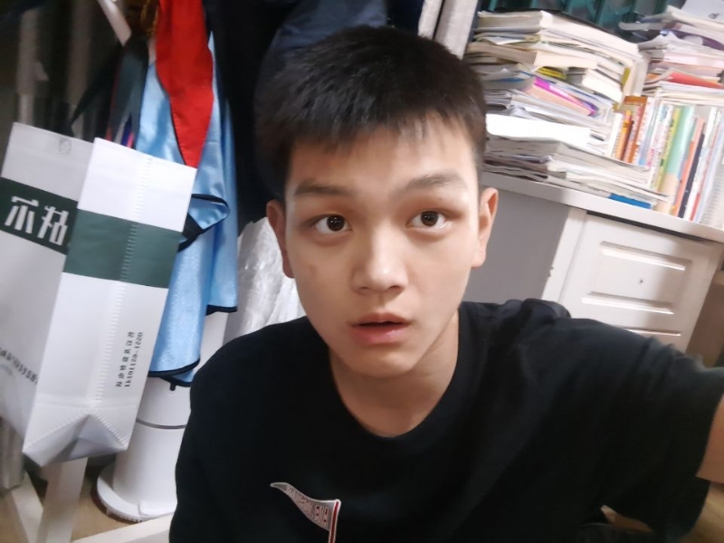 找人月的第一张照片--梅州相亲服务中心