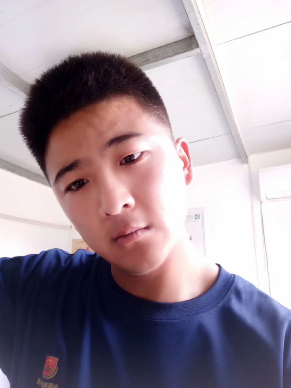 脸红相遇的第一张照片--梅州相亲服务中心