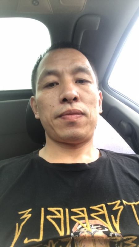 迷茫的第一张照片--梅州相亲服务中心