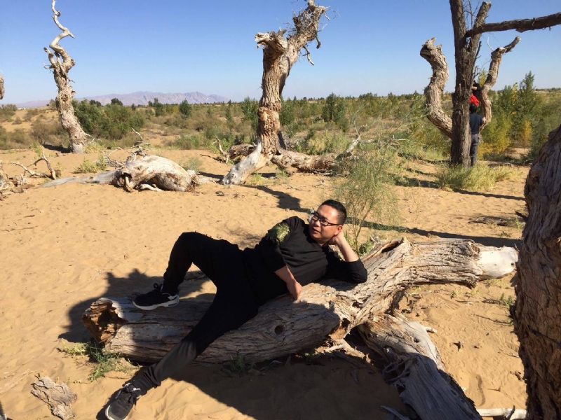 爱需要时间的第一张照片--梅州相亲服务中心