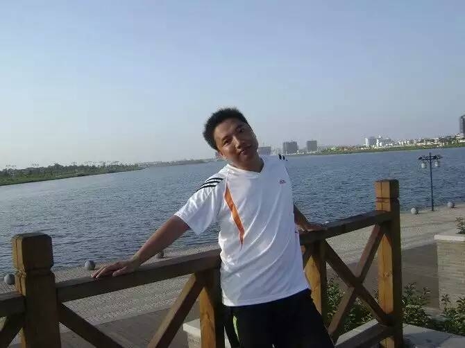 才乡痴情的第二张照片--梅州相亲服务中心