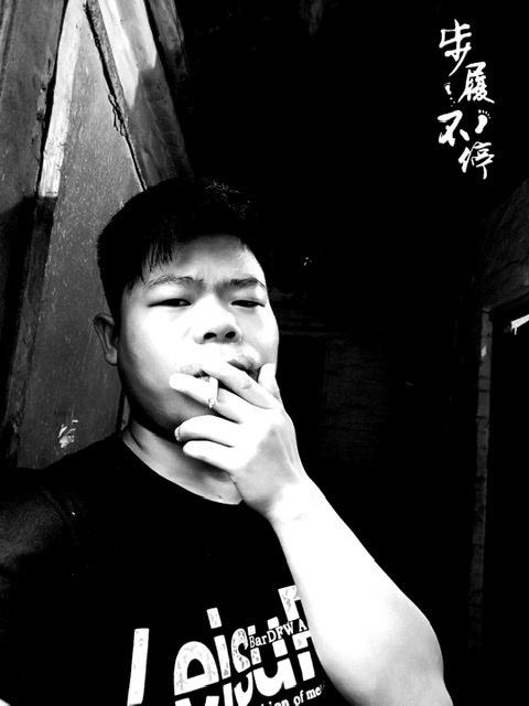 一見鍾情的第三张照片--梅州相亲服务中心