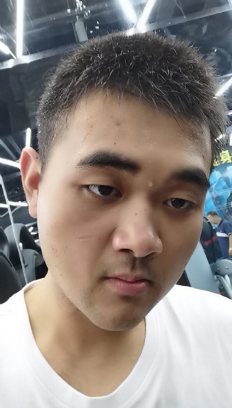 回眸一笑的第二张照片--梅州相亲服务中心