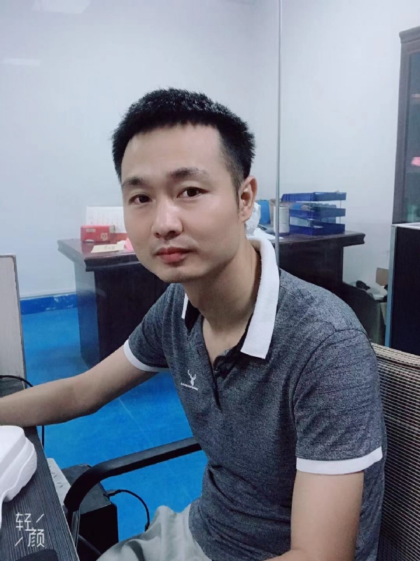 不忘初心的第一张照片--梅州相亲服务中心