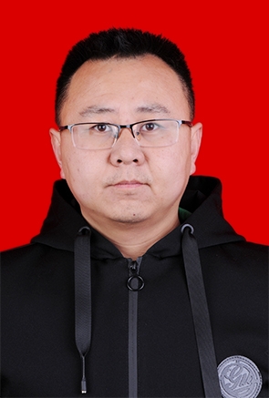 小熊维尼的第一张照片--梅州相亲服务中心