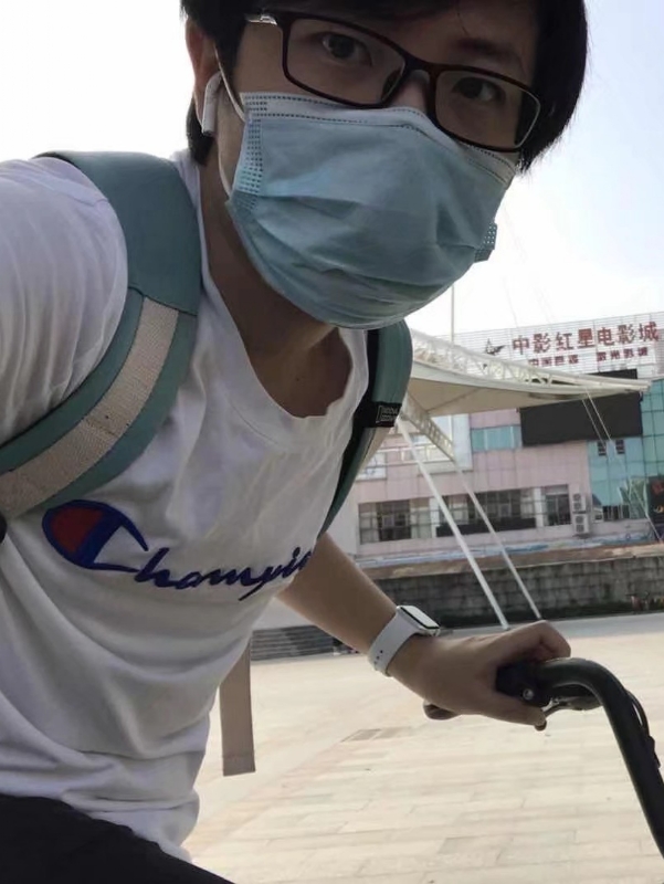 丁先生的第二张照片--梅州相亲服务中心