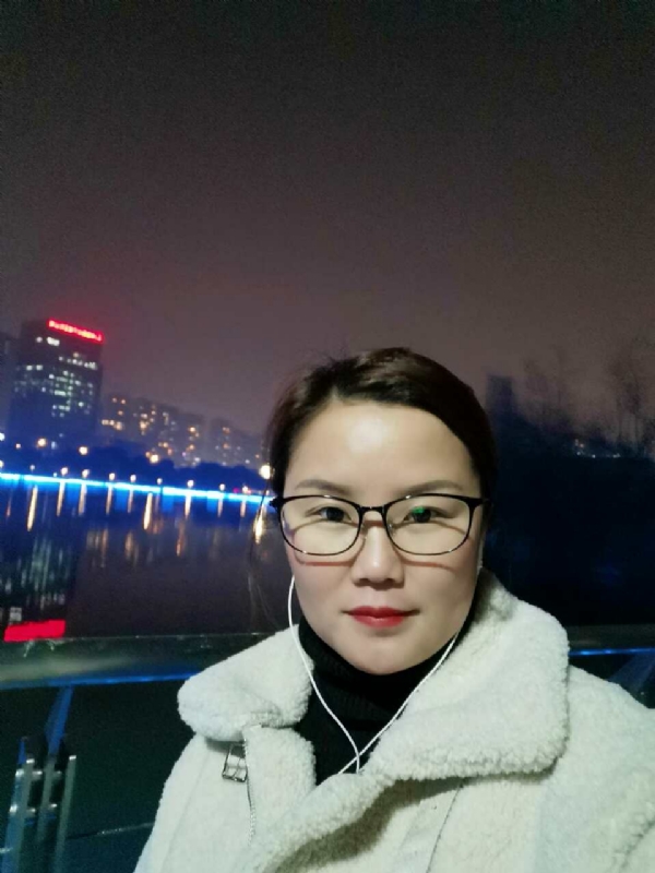 小英的第一张照片--梅州相亲服务中心