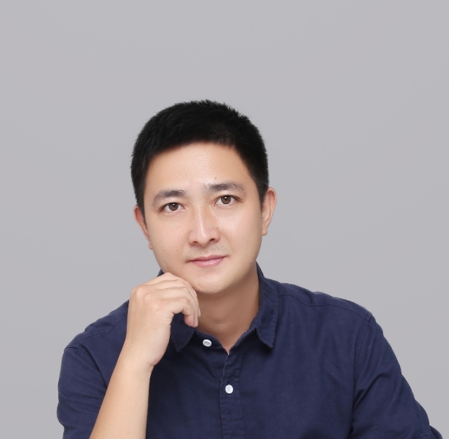 小丑的第一张照片--梅州相亲服务中心