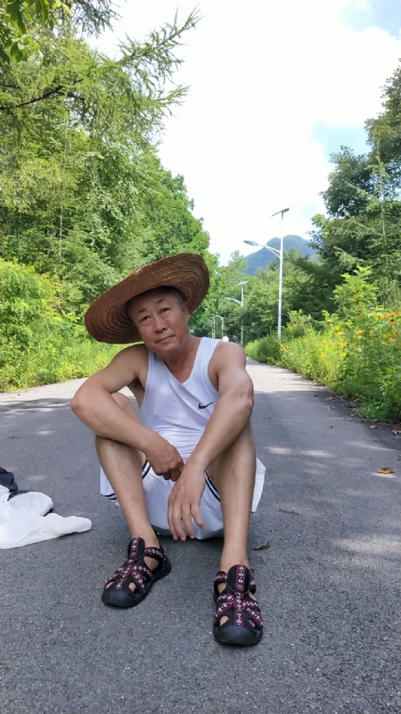 真诚寻伴的第一张照片--梅州相亲服务中心