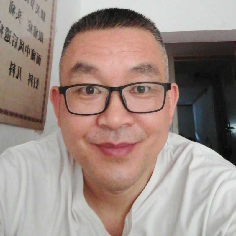 你好美女在吗的第一张照片--梅州相亲服务中心