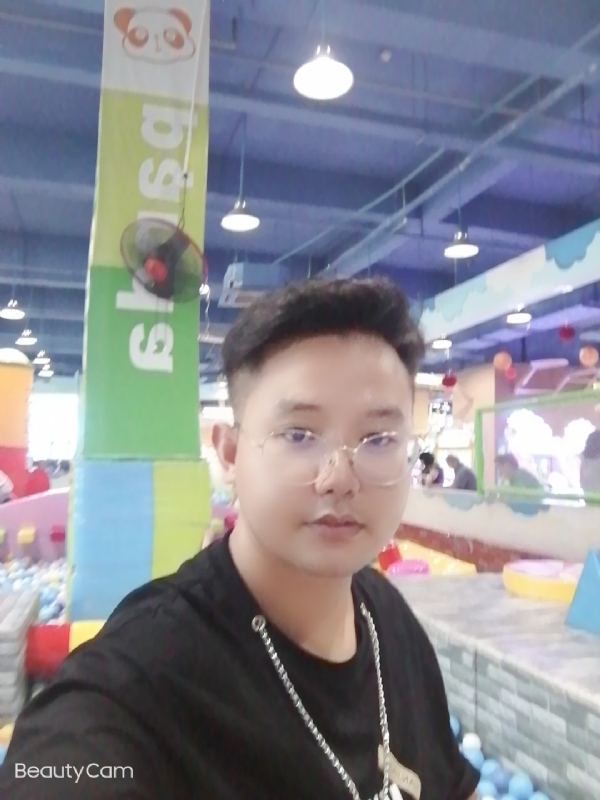 棒哥的第三张照片--梅州相亲服务中心