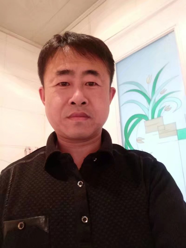 坦率的第一张照片--梅州相亲服务中心