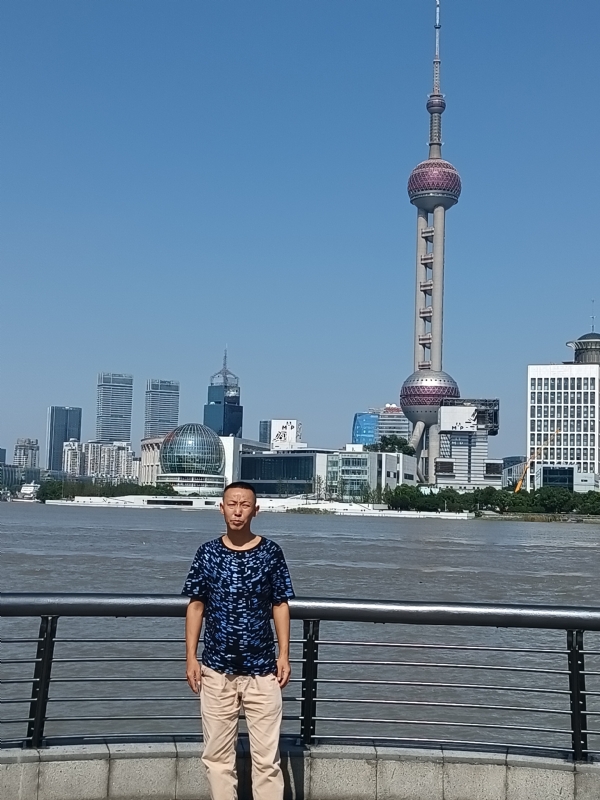 伪装浪漫的第一张照片--梅州相亲服务中心