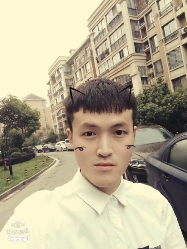 星空之下的第二张照片--梅州相亲服务中心