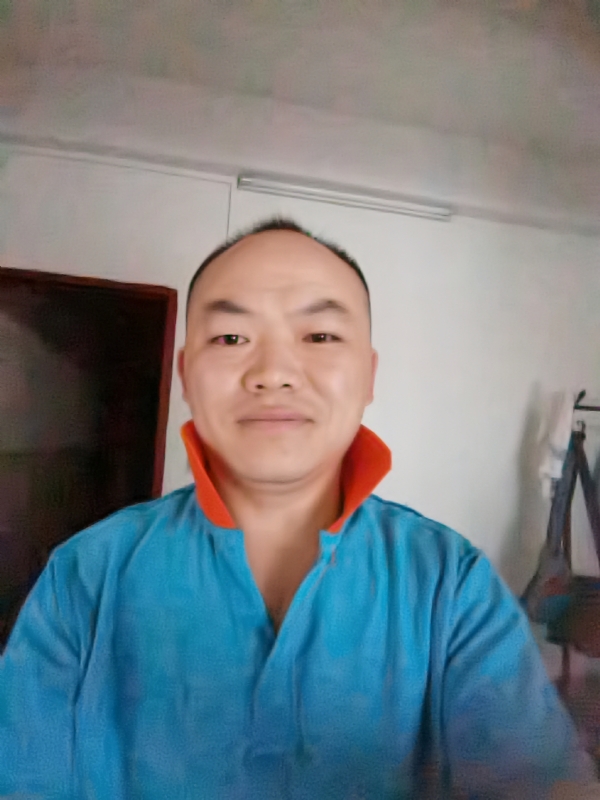 与子携老的第四张照片--梅州相亲服务中心