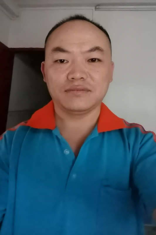 与子携老的第八张照片--梅州相亲服务中心