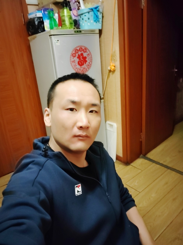 子昂的第一张照片--梅州相亲服务中心