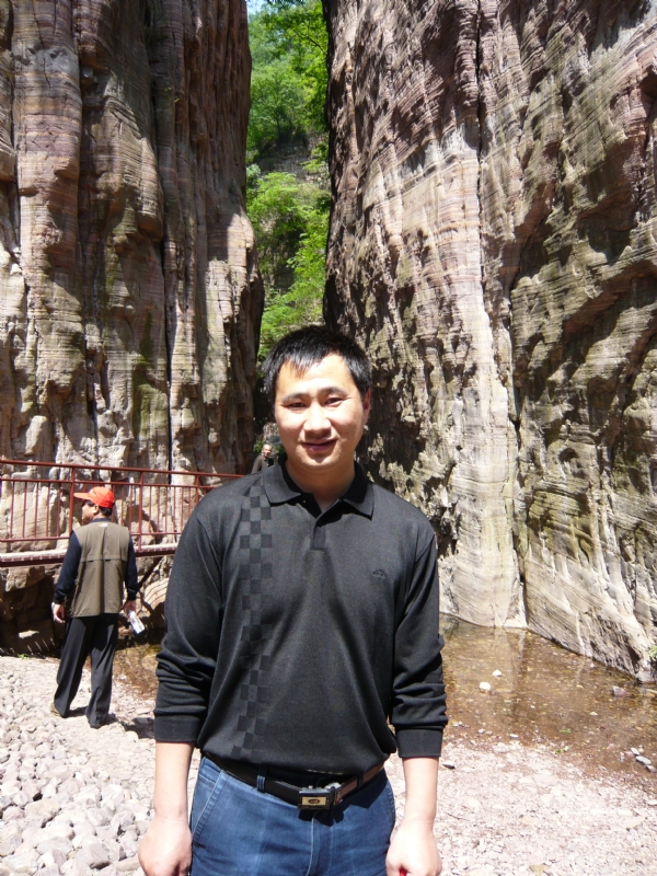 阳光幸福快乐的第三张照片--梅州相亲服务中心