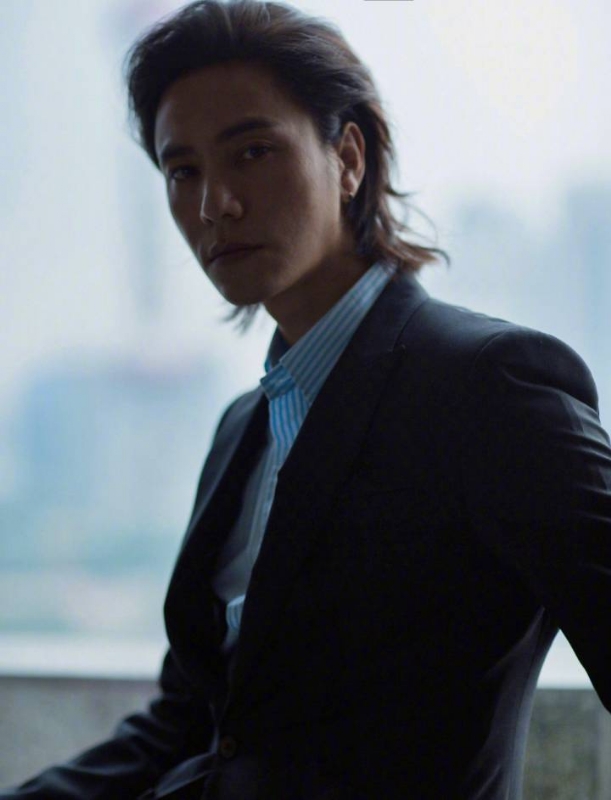 李嘉廷的第三张照片--梅州相亲服务中心