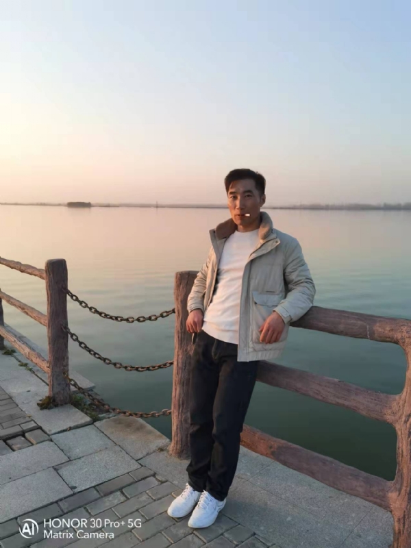 望月兔的第一张照片--梅州相亲服务中心