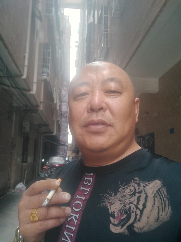 人在TA乡的第一张照片--梅州相亲服务中心