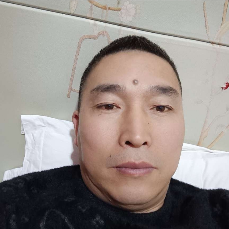 痴情男的第一张照片--梅州相亲服务中心