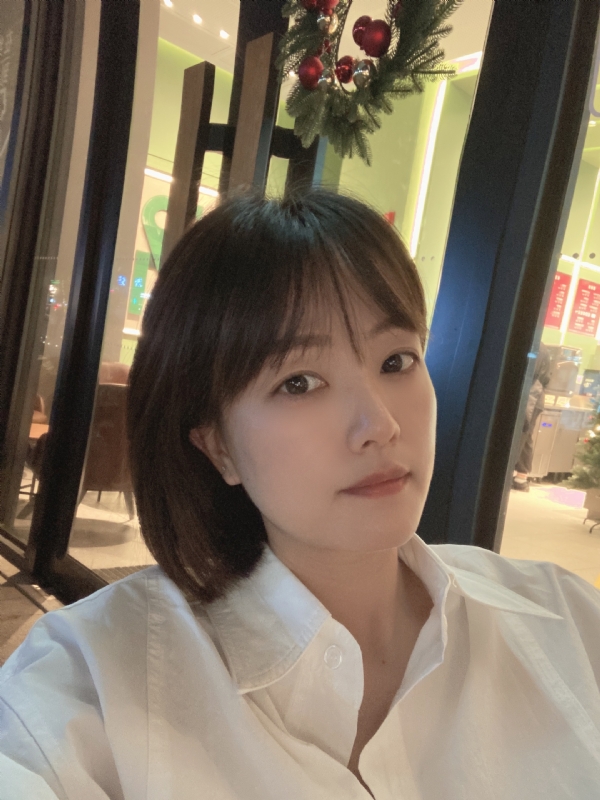 笑笑girl的第一张照片--梅州相亲服务中心