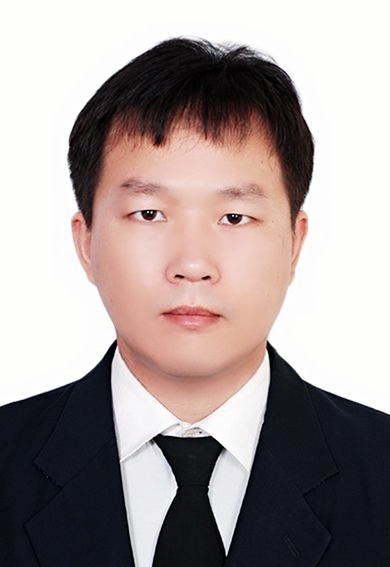 草帽借箭的第一张照片--梅州相亲服务中心