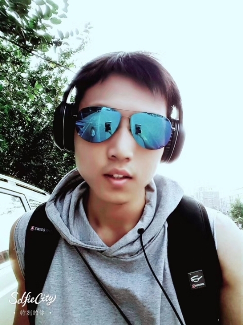 失意的人的第一张照片--梅州相亲服务中心