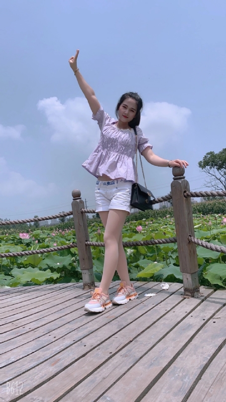 秋水伊人的第三张照片--梅州相亲服务中心