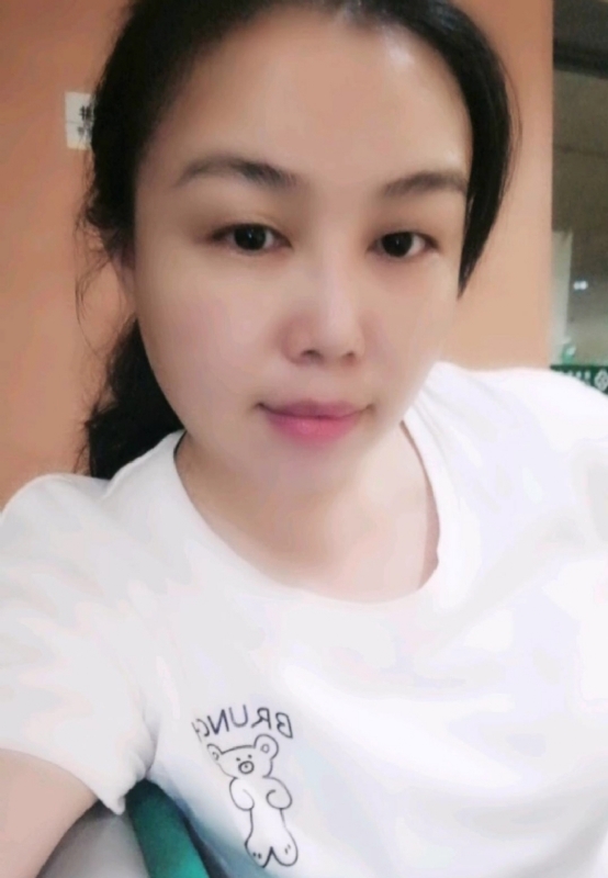 淡淡的云的第三张照片--梅州相亲服务中心