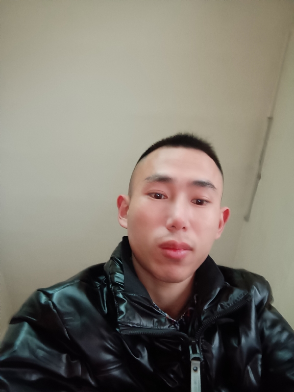 阿浩的第一张照片--梅州相亲服务中心