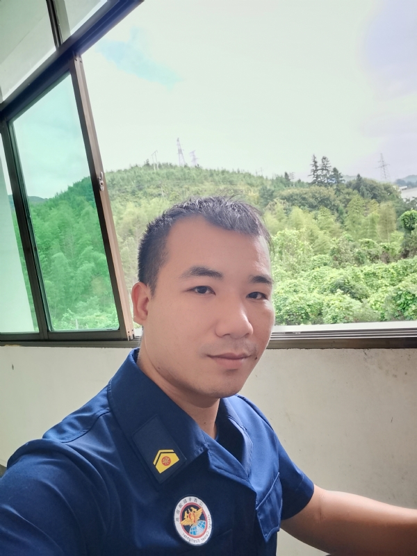 期待未来的第一张照片--梅州相亲服务中心