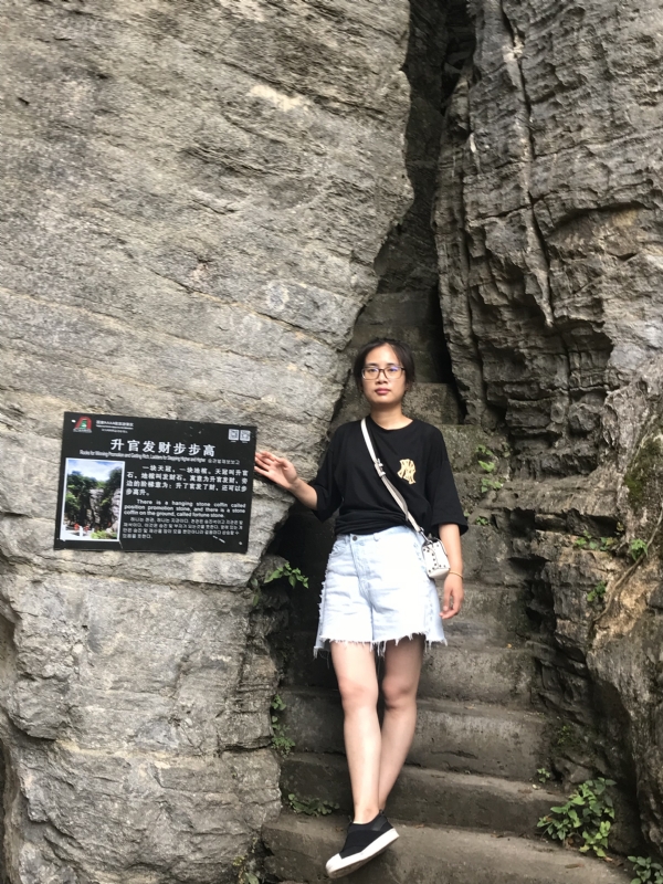 凭实力单身的第一张照片--梅州相亲服务中心