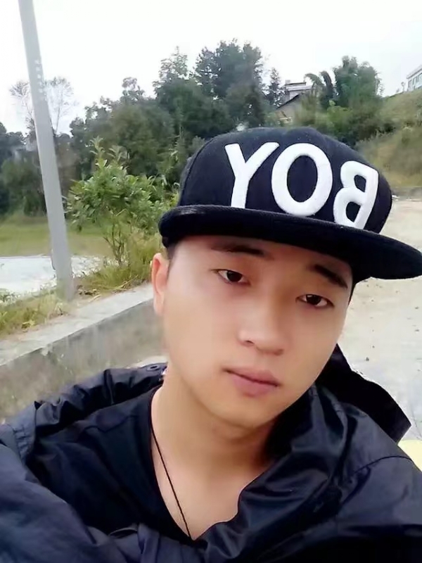 南来北往的第一张照片--梅州相亲服务中心