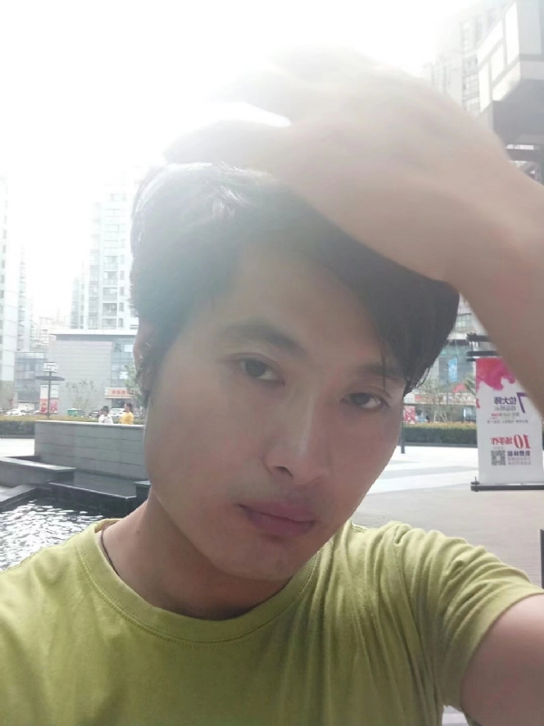 钢铁侠的第一张照片--梅州相亲服务中心