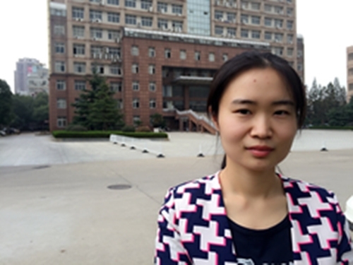 女儿征婚的第一张照片--梅州相亲服务中心