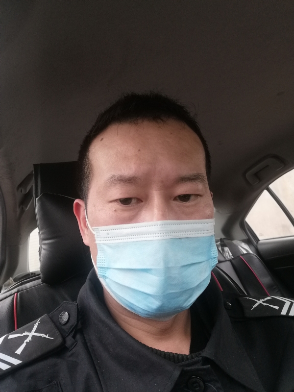 不会躲的刺猬的第一张照片--梅州相亲服务中心