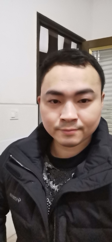 老实人的第一张照片--梅州相亲服务中心