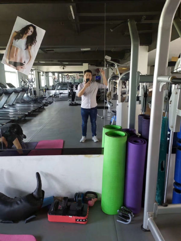 年轻有为健哥的第一张照片--梅州相亲服务中心