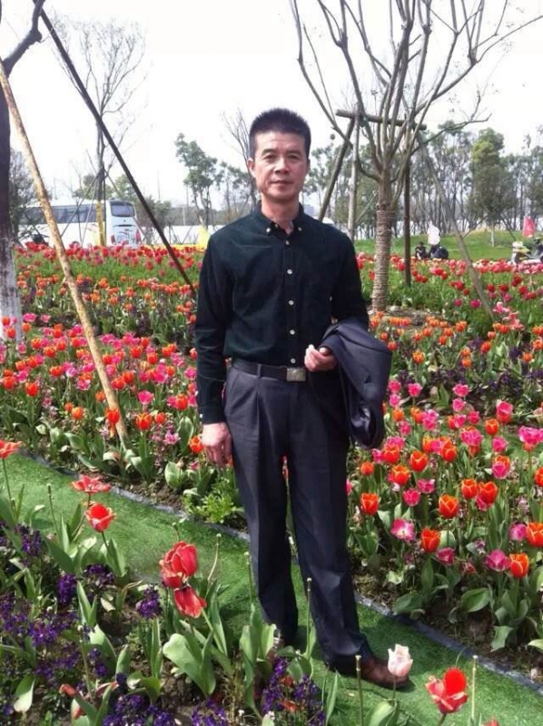 蓝天的第一张照片--梅州相亲服务中心