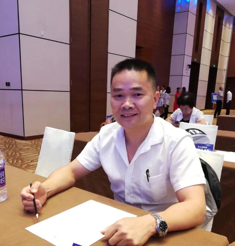 温馨港湾只差一个你的第一张照片--梅州相亲服务中心