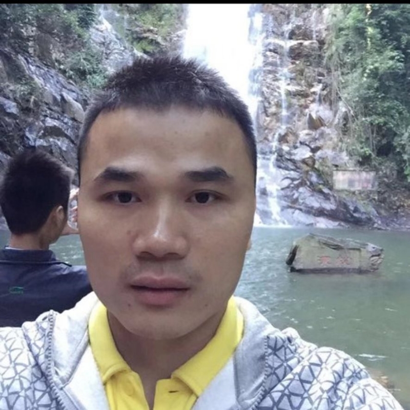 老梁的第一张照片--梅州相亲服务中心