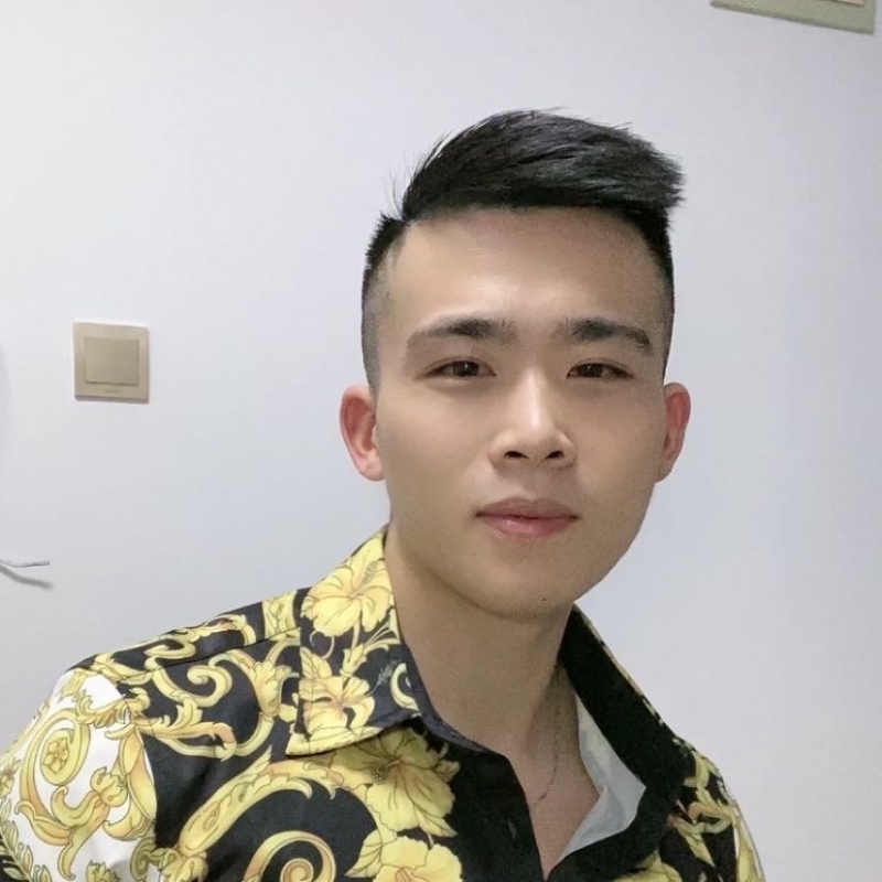 迷彩冲锋衣的第一张照片--梅州相亲服务中心